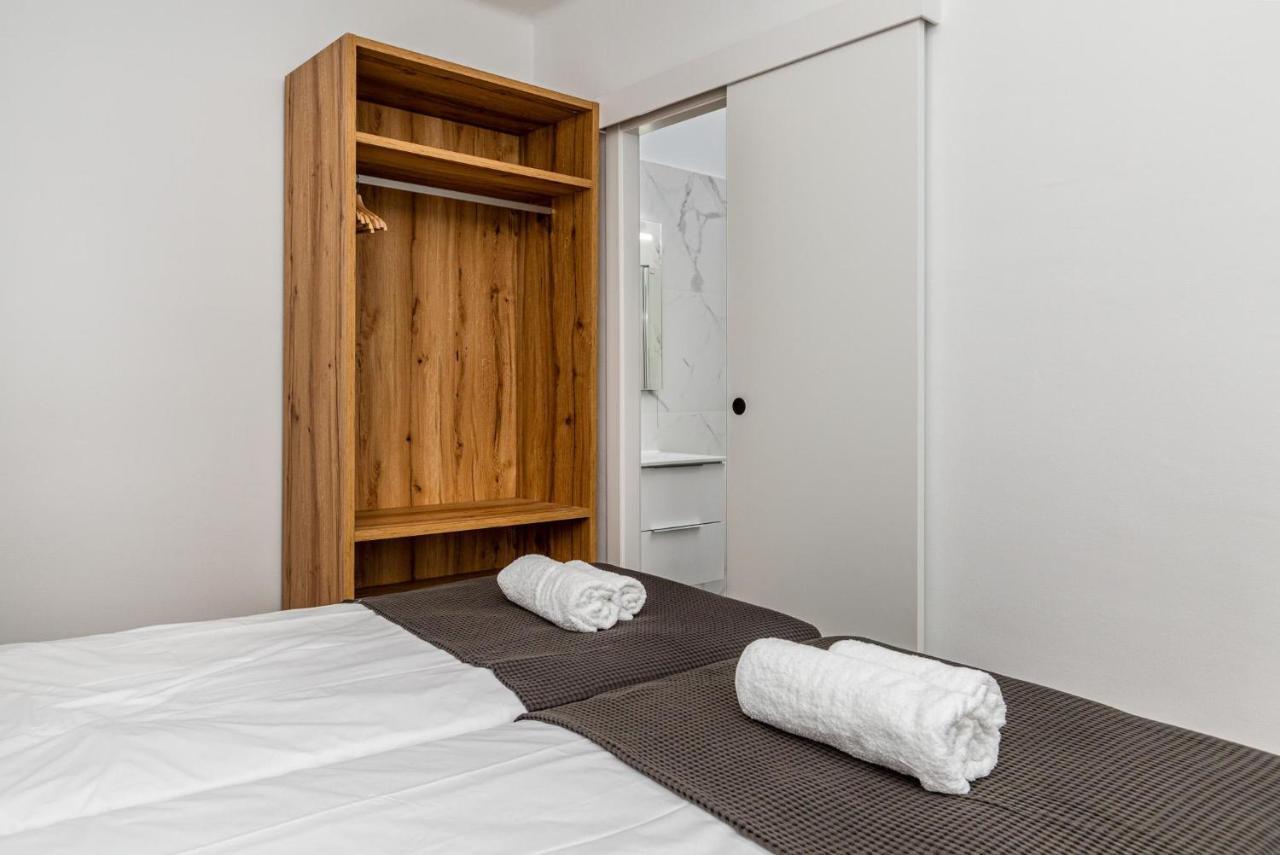 Simply Stunning - Hidden Gem, Heart Of Poble Sec Apartment Barcelona Bagian luar foto