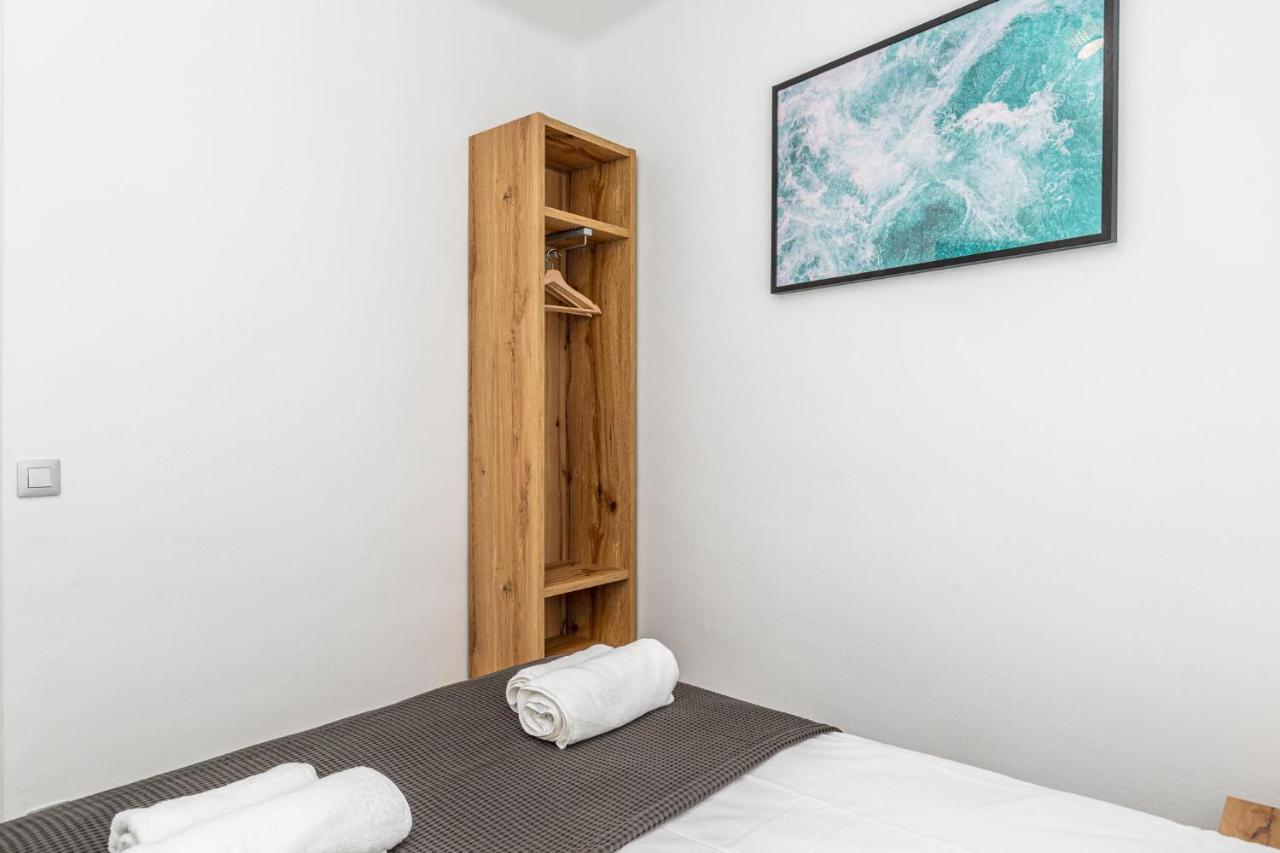 Simply Stunning - Hidden Gem, Heart Of Poble Sec Apartment Barcelona Bagian luar foto