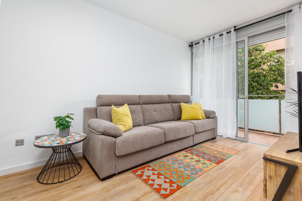 Simply Stunning - Hidden Gem, Heart Of Poble Sec Apartment Barcelona Bagian luar foto