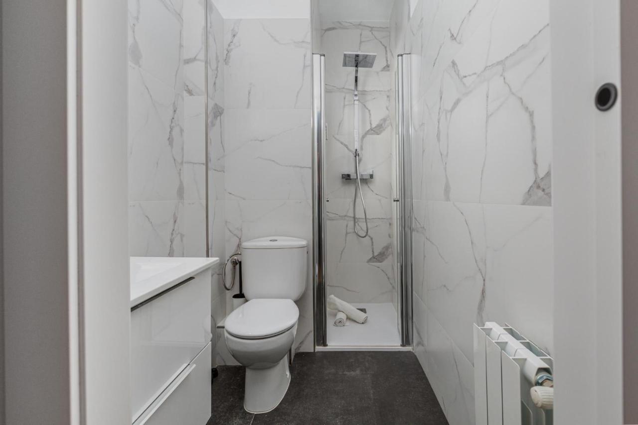Simply Stunning - Hidden Gem, Heart Of Poble Sec Apartment Barcelona Bagian luar foto